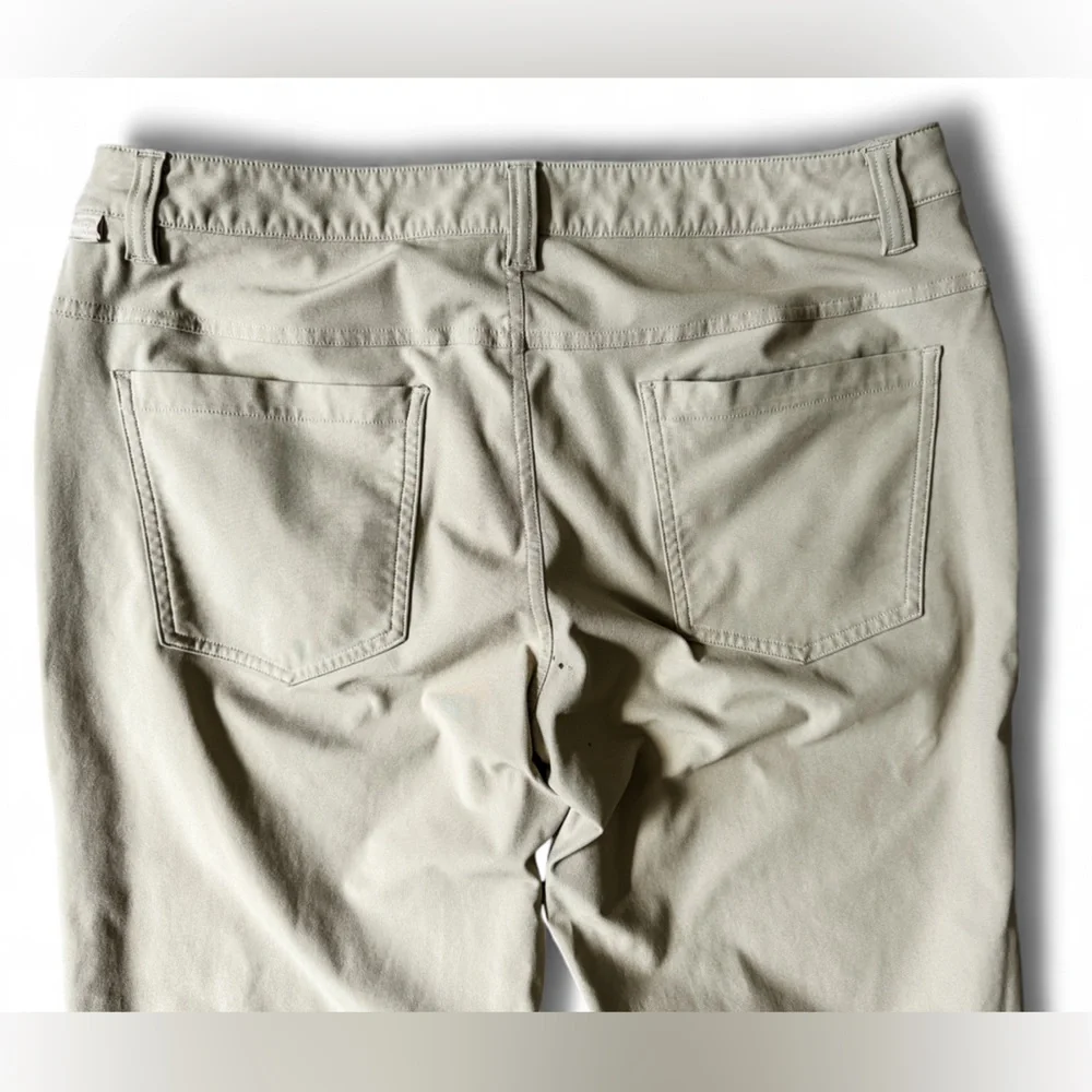 Lululemon ABC Pants Relaxed Warpstreme Men's Pants Tan - Size 32